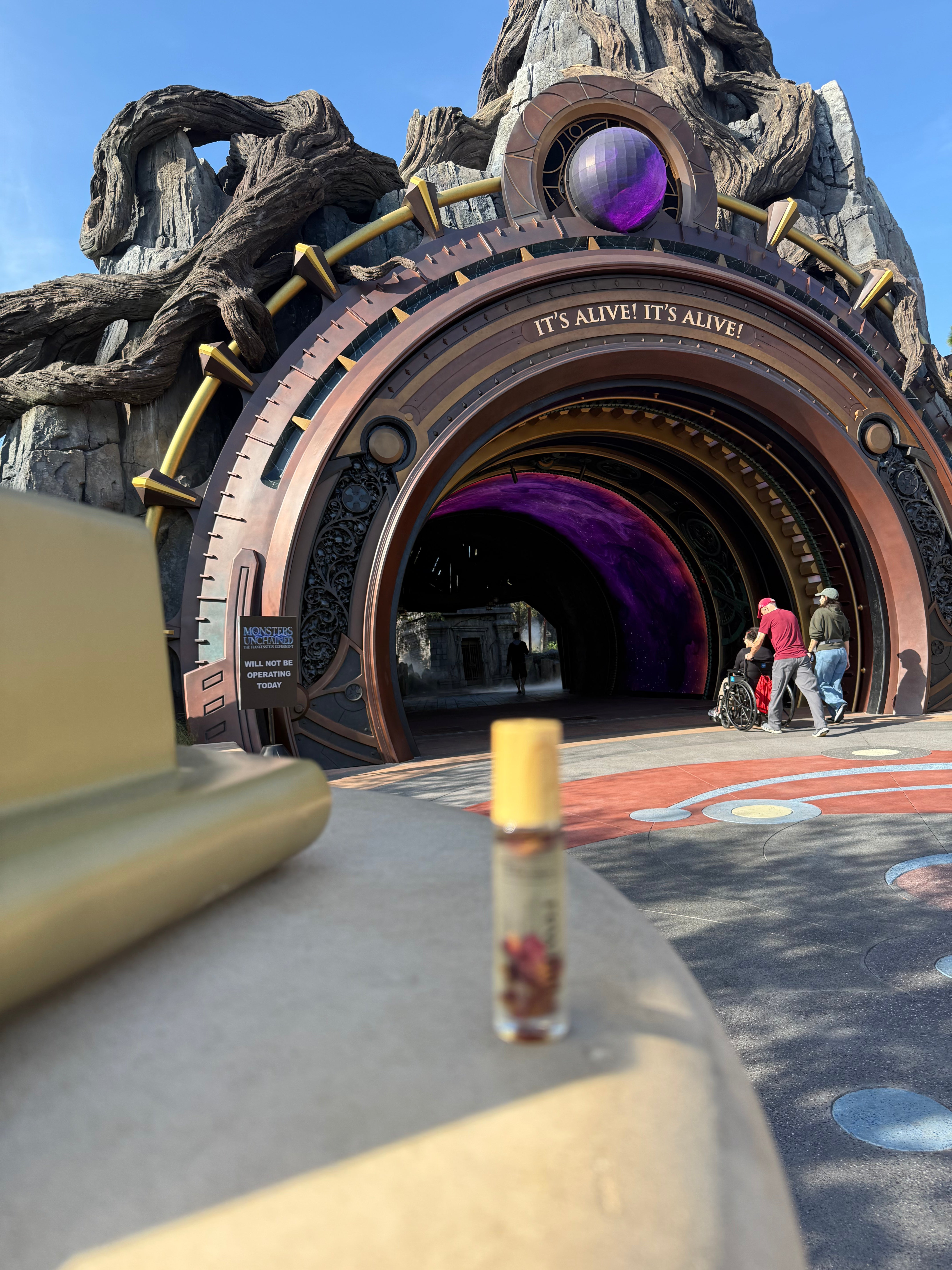 Rewind eye serum roller